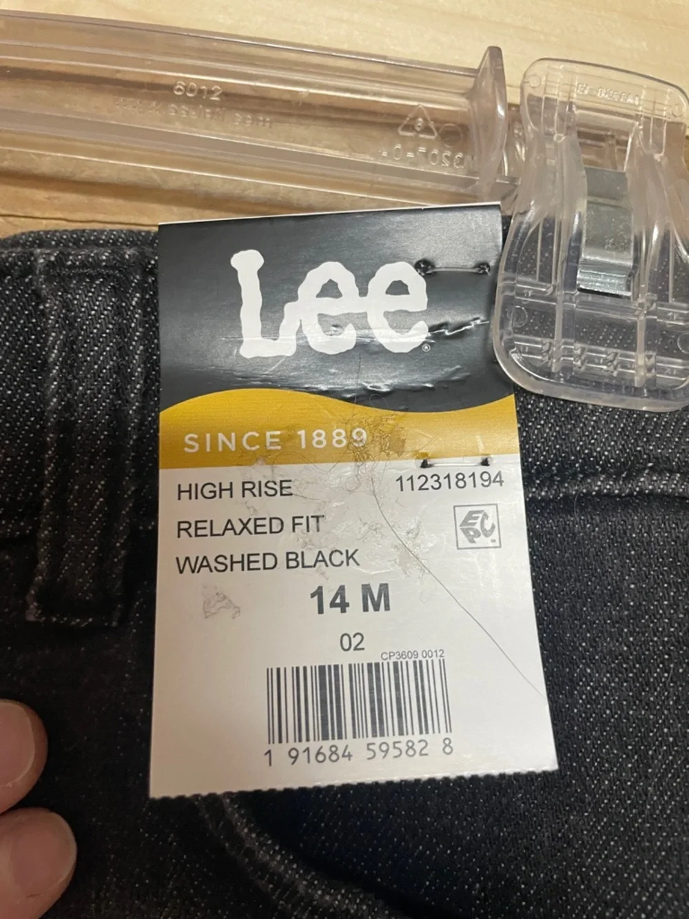 Lee size 14M Black Mineral Wash Frayed Hem Stretchy High-rise Relax Denim Shorts - Picture 2 of 13